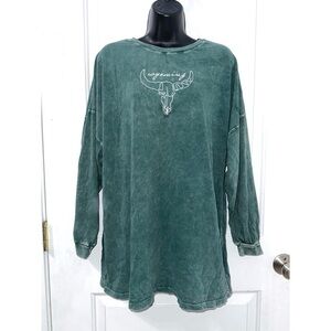 Chicka-D Green vintage-style acid wash long-sleeve t-shirt, Embroidered Wyoming